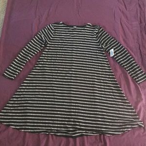 Long Sleeve Black and White Swing Dress